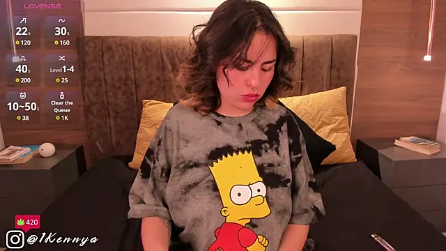 Kennya Rodriguez online show from December 15, 2024, 6:26 pm