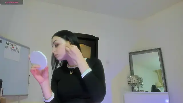 Peanaughty online show from March 27, 2026, 11:54 am