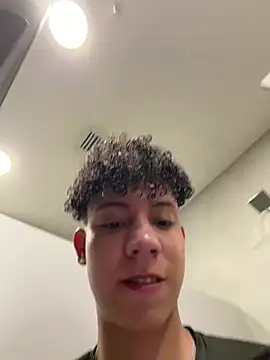 yoursexyjose online show from July 21, 2026, 6:43 pm