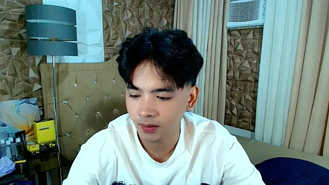 Snapshot of spoiledmycock chatting on February 17, 2026, 4:35 pm spoiledmycock online show from February 17, 2026, 4:35 pm