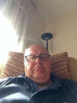 YachtCaptain10 online show from April 15, 2026, 8:43 am