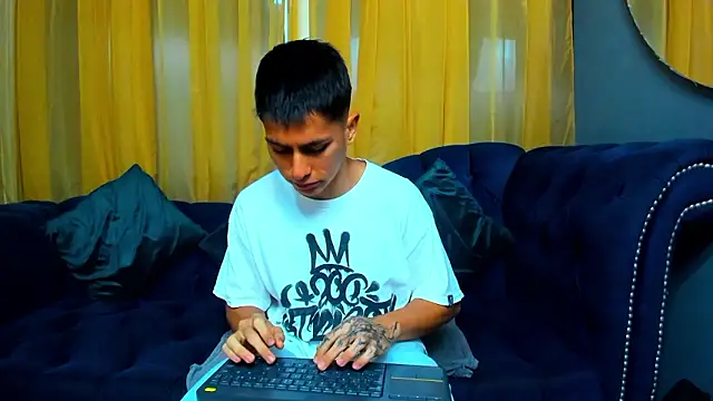 Aron pulse online show from March 30, 2026, 1:23 pm