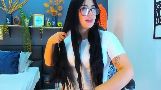 Snapshot of eliza_pink24 chatting on February 9, 2026, 9:41 pm eliza pink24 online show from February 9, 2026, 9:41 pm