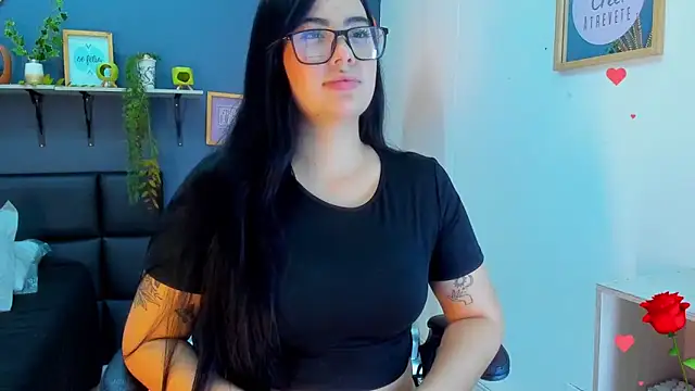 Snapshot of eliza_pink24 chatting on February 19, 2026, 9:44 pm eliza pink24 online show from February 19, 2026, 9:44 pm