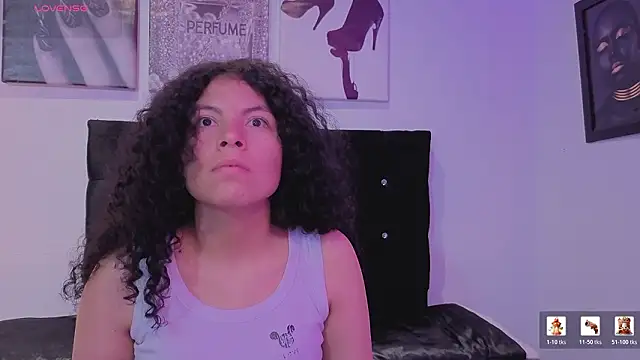 Zoe-yanin online show from March 4, 2026, 6:47 pm