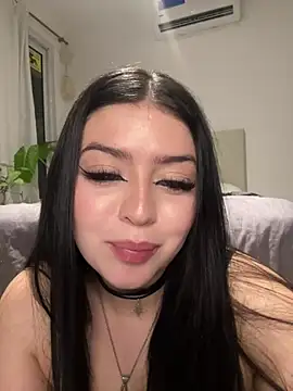 Snapshot of lolaaculaa chatting on February 11, 2026, 4:50 am lolaaculaa online show from February 11, 2026, 4:50 am