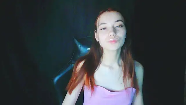 liza  kitty online show from April 18, 2026, 4:44 pm