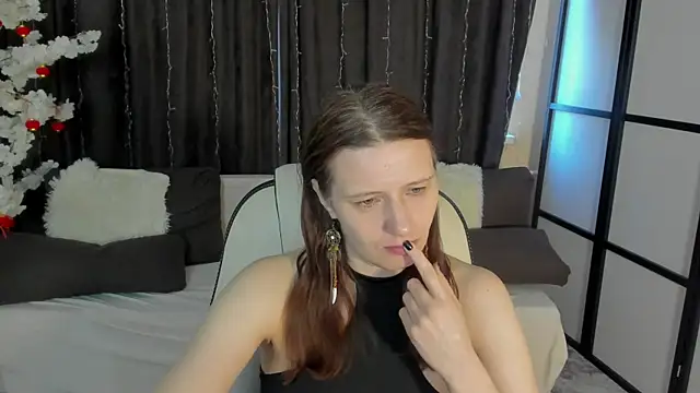 Snapshot of Kathrine_Meyer chatting on April 2, 2026, 2:09 am Kathrine Meyer online show from April 2, 2026, 2:09 am