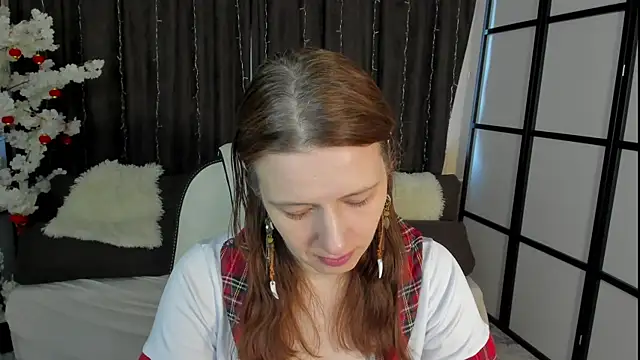 Snapshot of Kathrine_Meyer chatting on April 15, 2026, 2:18 am Kathrine Meyer online show from April 15, 2026, 2:18 am