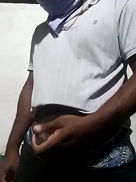 Snapshot of babu_bull chatting on April 16, 2026, 6:09 pm babu bull online show from April 16, 2026, 6:09 pm