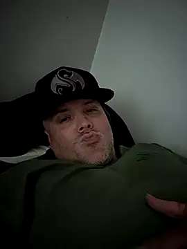 Flyrock69 online show from April 14, 2026, 9:32 pm