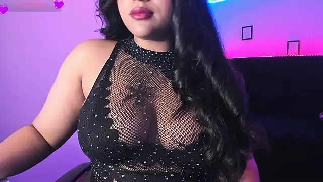 Snapshot of Kamala_Khan_Tx chatting on February 19, 2026, 4:03 pm Kamala Khan Tx online show from February 19, 2026, 4:03 pm