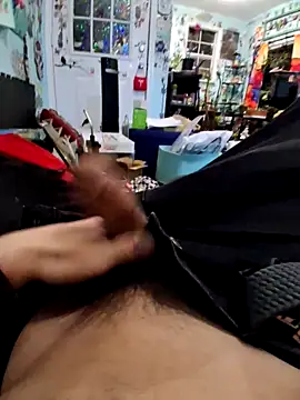 TrndSettr online show from February 8, 2026, 2:37 am