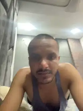 Snapshot of Rocky_mental chatting on July 1, 2026, 5:02 pm Rocky mental online show from July 1, 2026, 5:02 pm