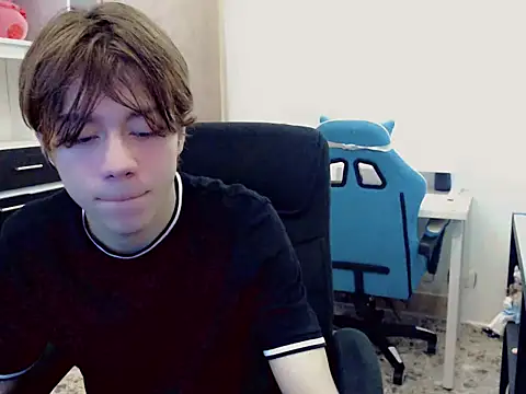 duvisex19 online show from February 12, 2026, 8:48 pm