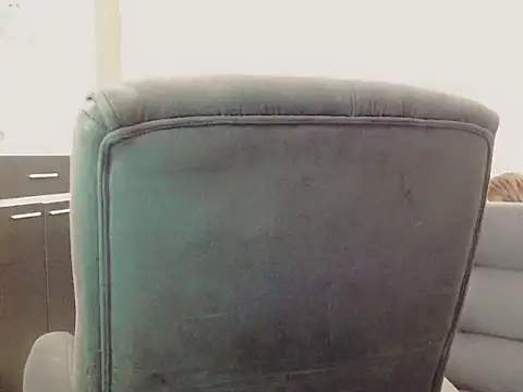 duvisex19 online show from April 7, 2026, 8:42 pm