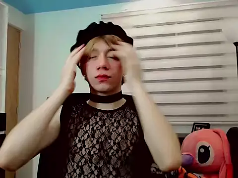 duvisex19 online show from April 19, 2026, 2:11 am