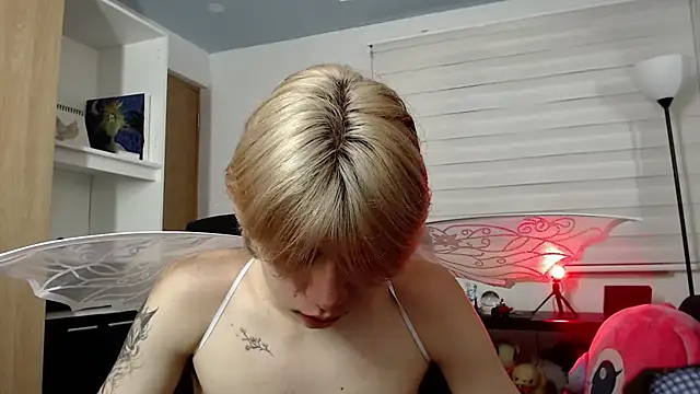duvisex19 online show from May 20, 2026, 12:39 am