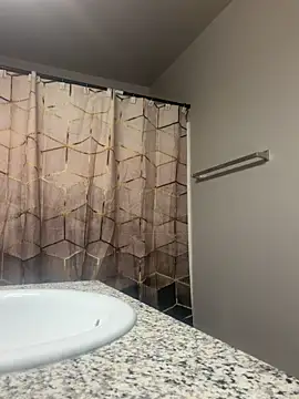 makemestayhard online show from April 12, 2026, 7:41 pm