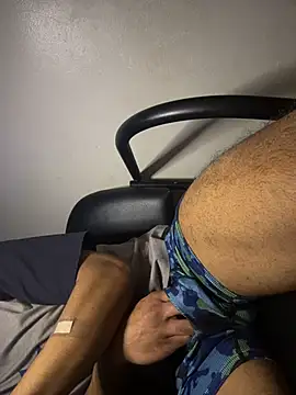 Snapshot of vexahleah chatting on February 27, 2026, 7:19 am vexahleah online show from February 27, 2026, 7:19 am