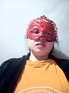 Snapshot of Couple246 chatting on January 31, 2026, 9:46 pm Couple246 online show from January 31, 2026, 9:46 pm