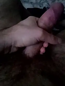 Snapshot of Erkegin001 chatting on February 11, 2026, 2:55 pm Erkegin001 online show from February 11, 2026, 2:55 pm