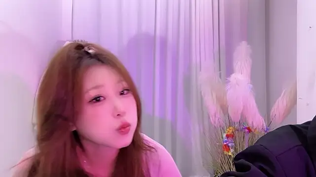 SM JIAJIA ZL online show from March 27, 2026, 6:18 pm