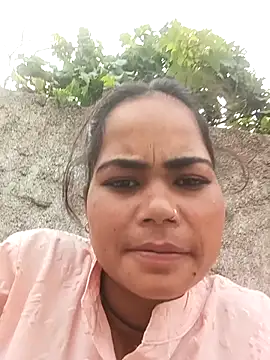Snapshot of Sunali_Bendre chatting on July 12, 2026, 11:12 am Sunali Bendre online show from July 12, 2026, 11:12 am