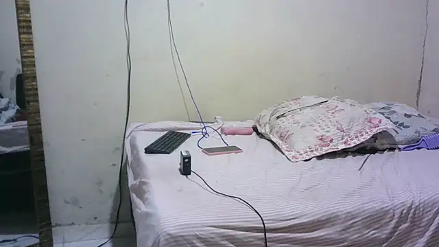 lorraine2036 online show from March 22, 2026, 5:33 am