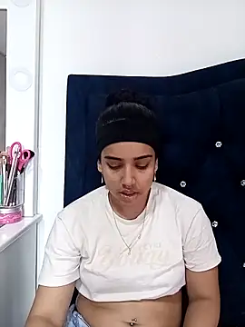 Diva noir online show from February 15, 2026, 7:43 pm