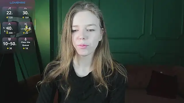  Tina Tayllor  online show from March 3, 2026, 11:49 am