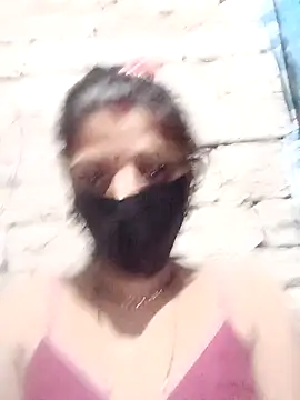 Snapshot of Divya-11431 chatting on February 11, 2026, 3:06 pm Divya-11431 online show from February 11, 2026, 3:06 pm