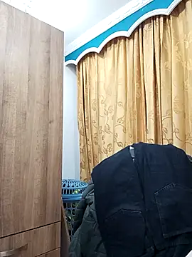 Apolo Men online show from February 13, 2026, 4:19 am