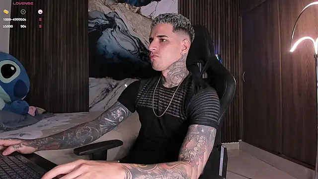 Snapshot of trisstann_ chatting on February 21, 2026, 12:22 am trisstann online show from February 21, 2026, 12:22 am