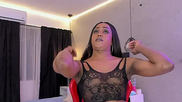 naomi  blair online show from June 27, 2026, 3:22 am