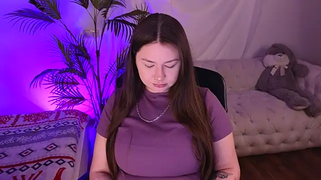 vanessaparadiza online show from June 7, 2026, 1:26 pm