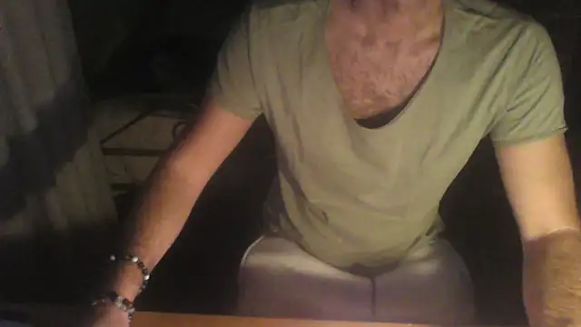 ragazzo200996 online show from March 2, 2026, 9:32 pm