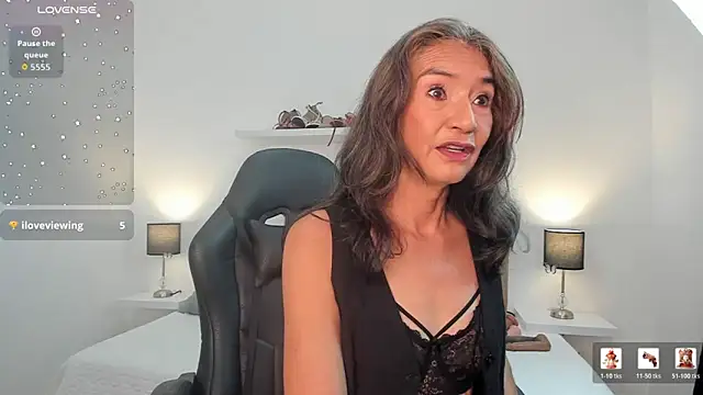 Emma Mendozaa online show from March 26, 2026, 11:38 am