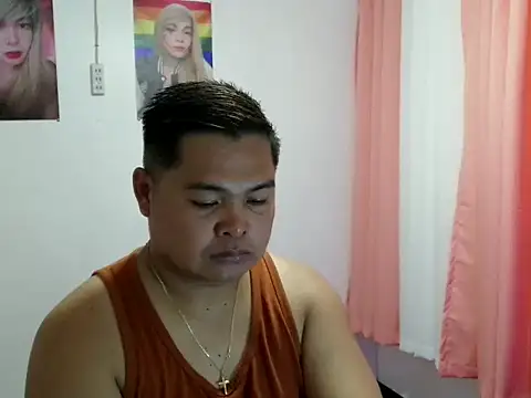 Snapshot of bigloadfox chatting on June 21, 2026, 11:40 pm bigloadfox online show from June 21, 2026, 11:40 pm