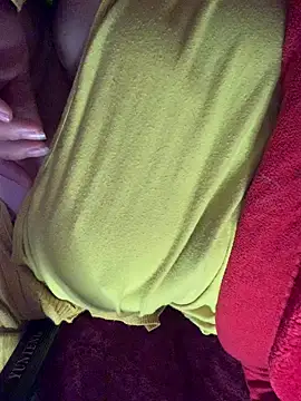 Star-sweet01 online show from March 10, 2026, 4:06 am