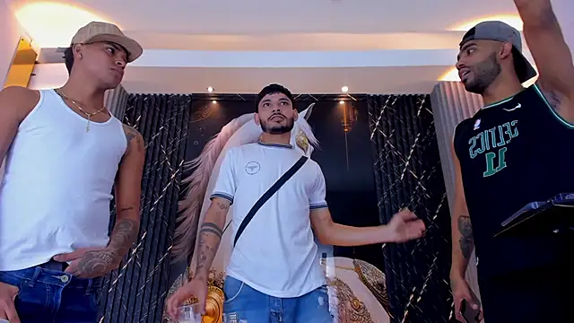 Snapshot of the_knights_of_the_night chatting on February 6, 2026, 5:12 am the knights of the night online show from February 6, 2026, 5:12 am