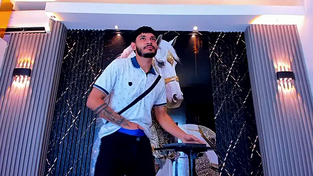 Snapshot of the_knights_of_the_night chatting on February 15, 2026, 7:54 pm the knights of the night online show from February 15, 2026, 7:54 pm