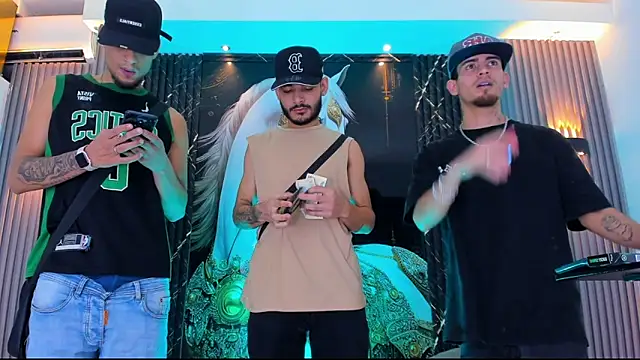 Snapshot of the_knights_of_the_night chatting on February 21, 2026, 4:24 am the knights of the night online show from February 21, 2026, 4:24 am