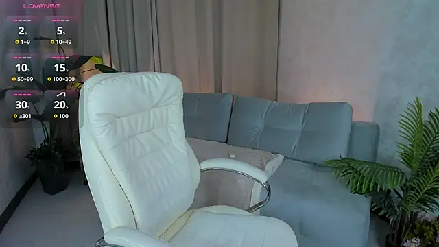 Monika Martinezz online show from May 23, 2026, 4:07 am