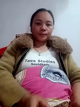 neyney110 online show from February 8, 2026, 10:51 am