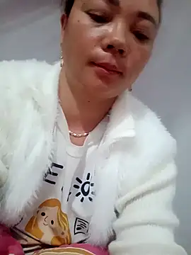 neyney110 online show from February 11, 2026, 9:20 pm