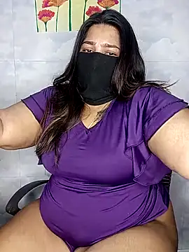 Cute G online show from March 22, 2026, 7:17 pm