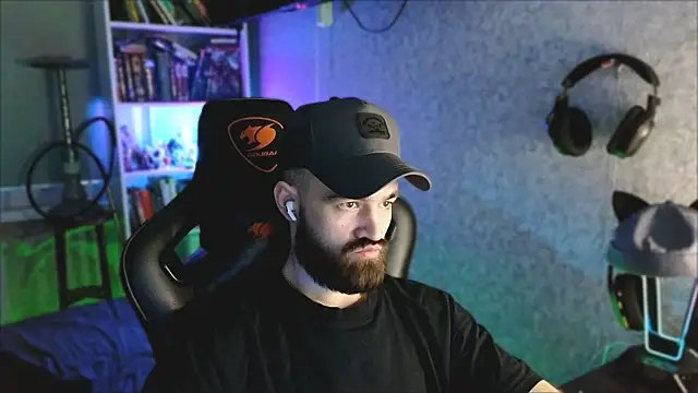  Mostly  online show from April 15, 2026, 7:58 pm