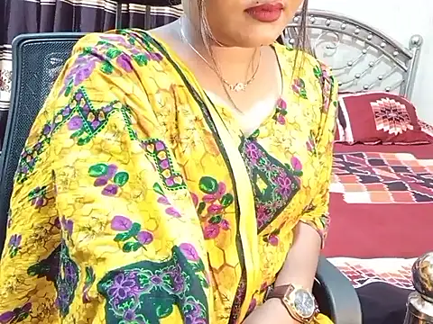Snapshot of Nusrat_Faria chatting on June 20, 2026, 9:17 pm Nusrat Faria online show from June 20, 2026, 9:17 pm