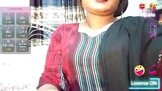 Snapshot of Nusrat_Faria chatting on July 21, 2026, 3:09 am Nusrat Faria online show from July 21, 2026, 3:09 am